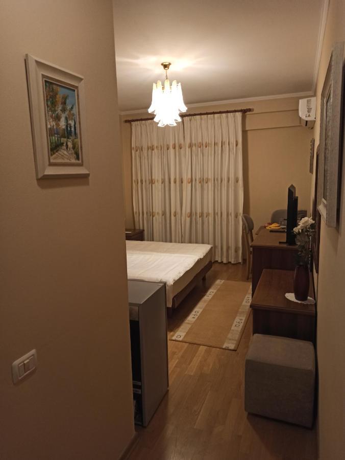 Home Sweet Rental Tirana Extérieur photo